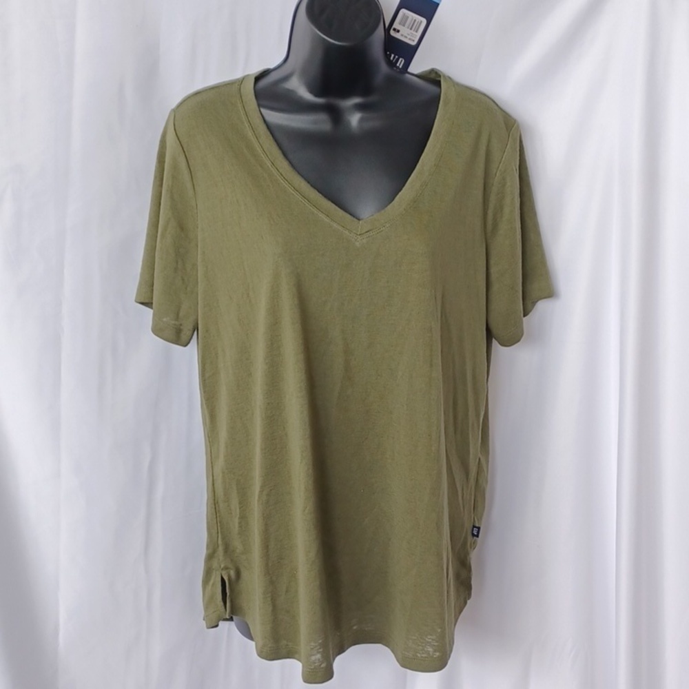 GAP Olive Green V Neck Tee, NWT